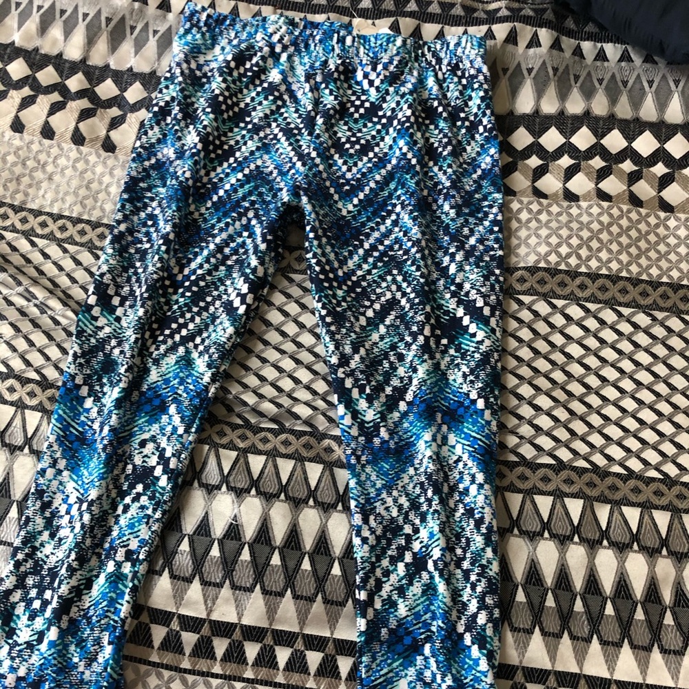 Cropped workout leggings